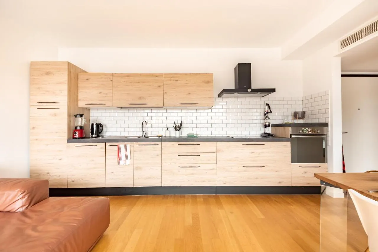 Bright Open Space Nearby Naviglio Pavese Milan Apartment