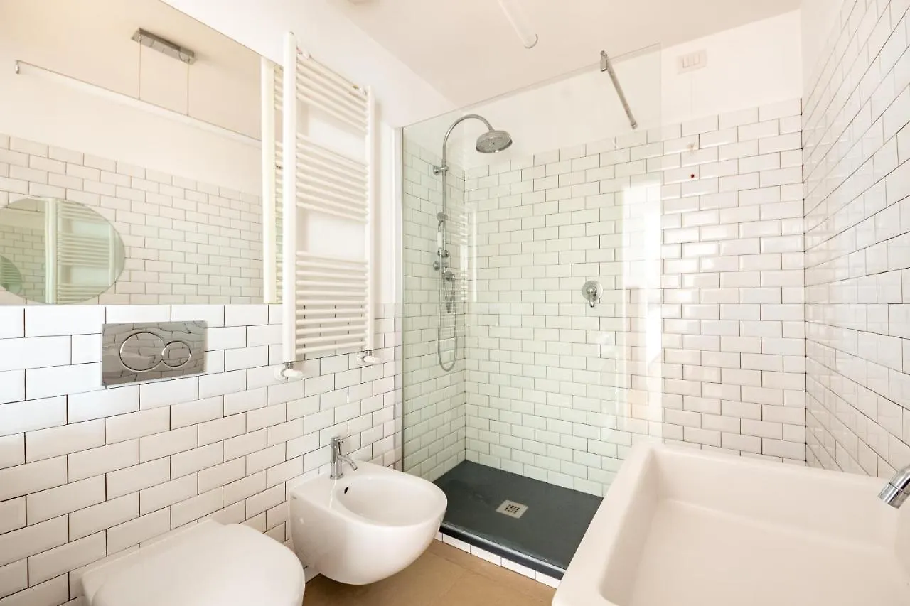 Apartment Bright Open Space Nearby Naviglio Pavese Milan Italy